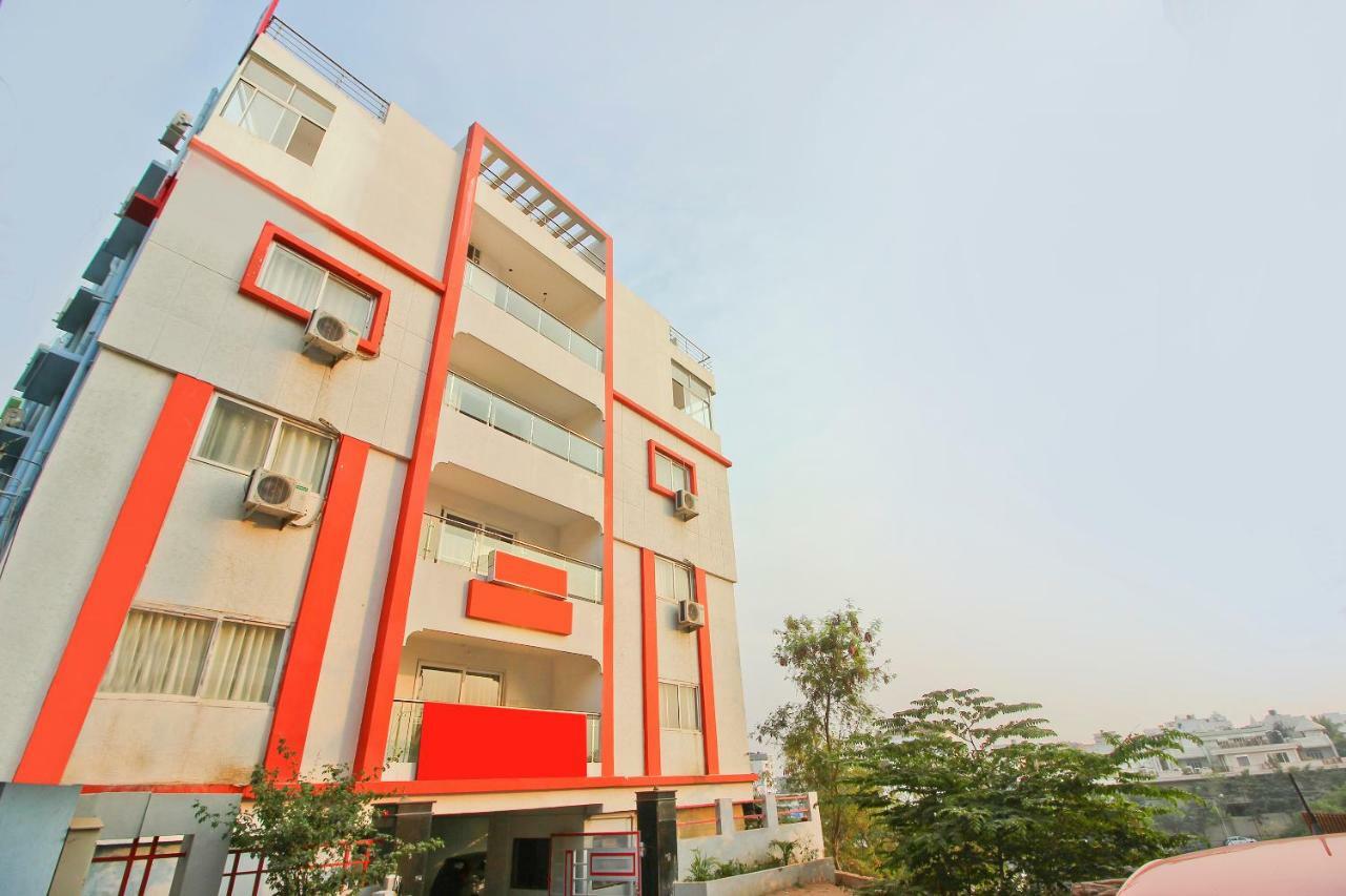 Hotel Oyo Flagship 463 Banjara Hills à Haïdarabad Extérieur photo