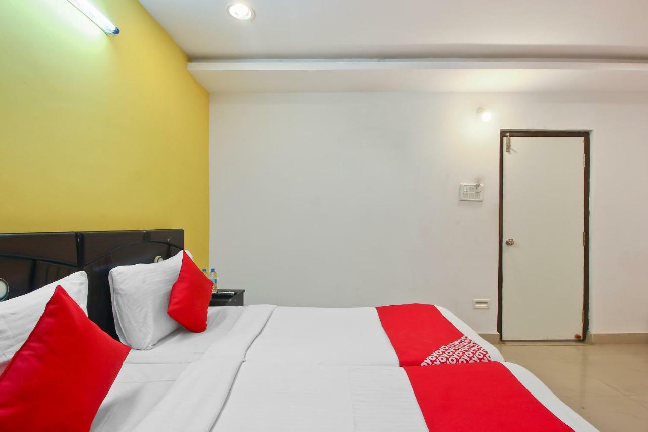 Hotel Oyo Flagship 463 Banjara Hills à Haïdarabad Extérieur photo